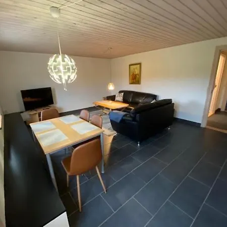 Guest house Lena's *