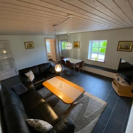 Guest house Lena's Kolind