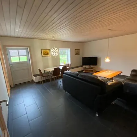 Guest house Lena's Kolind